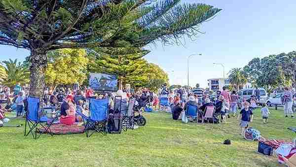 Orewa Surf Sounds Concert Christmas Auckland New Zealand Family Day Out